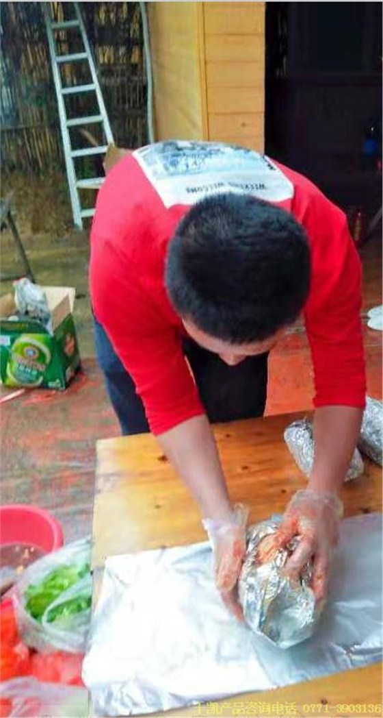 南寧不銹鋼水箱廠家千凱之燒烤活動，咨詢0771-3903136