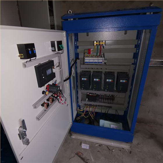 北海機場控制柜 (3)