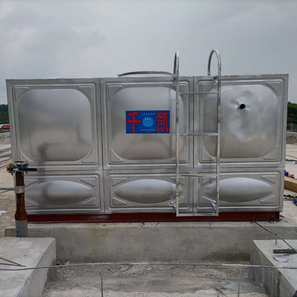 油庫不銹鋼水箱 