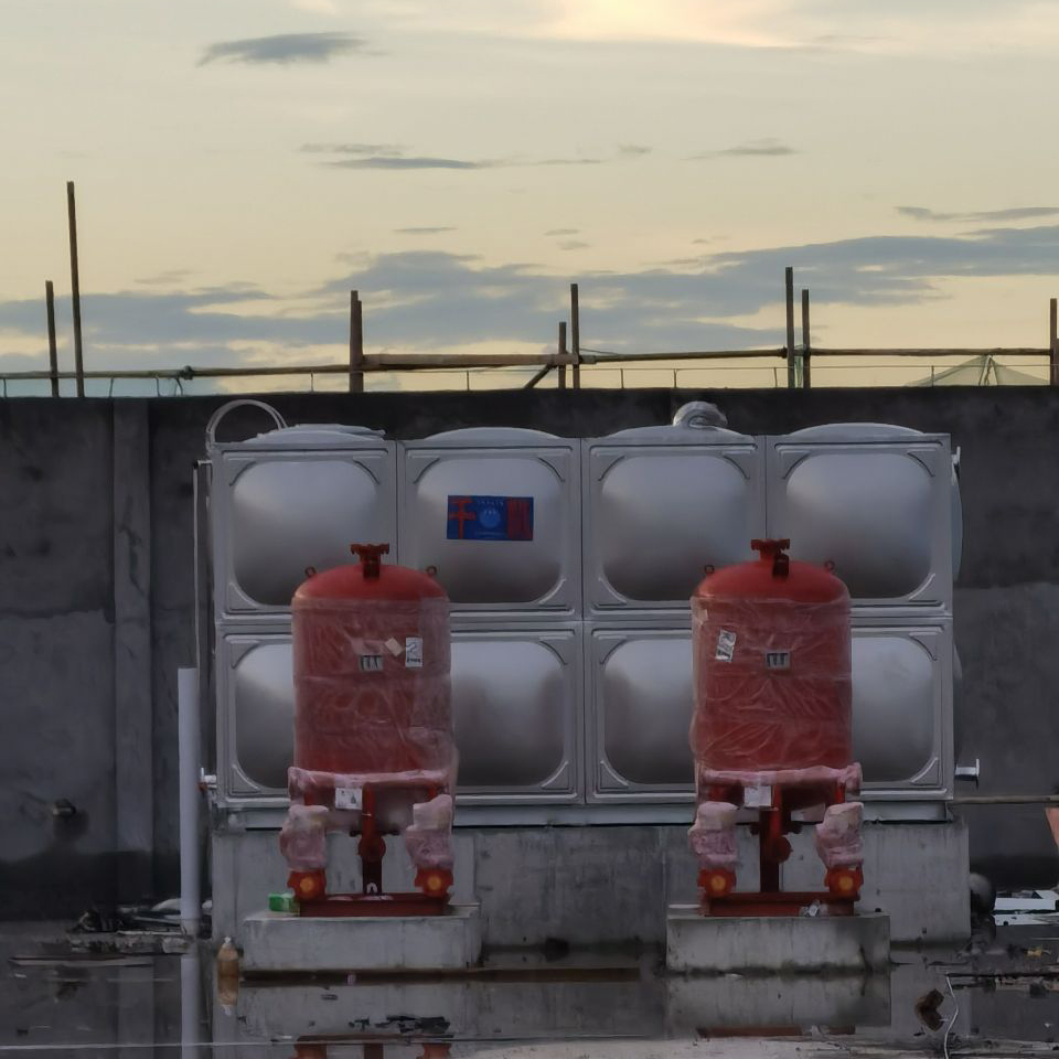 南寧市農(nóng)產(chǎn)品加工園不銹鋼水箱